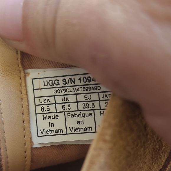 Brown - Picture 2 of 9